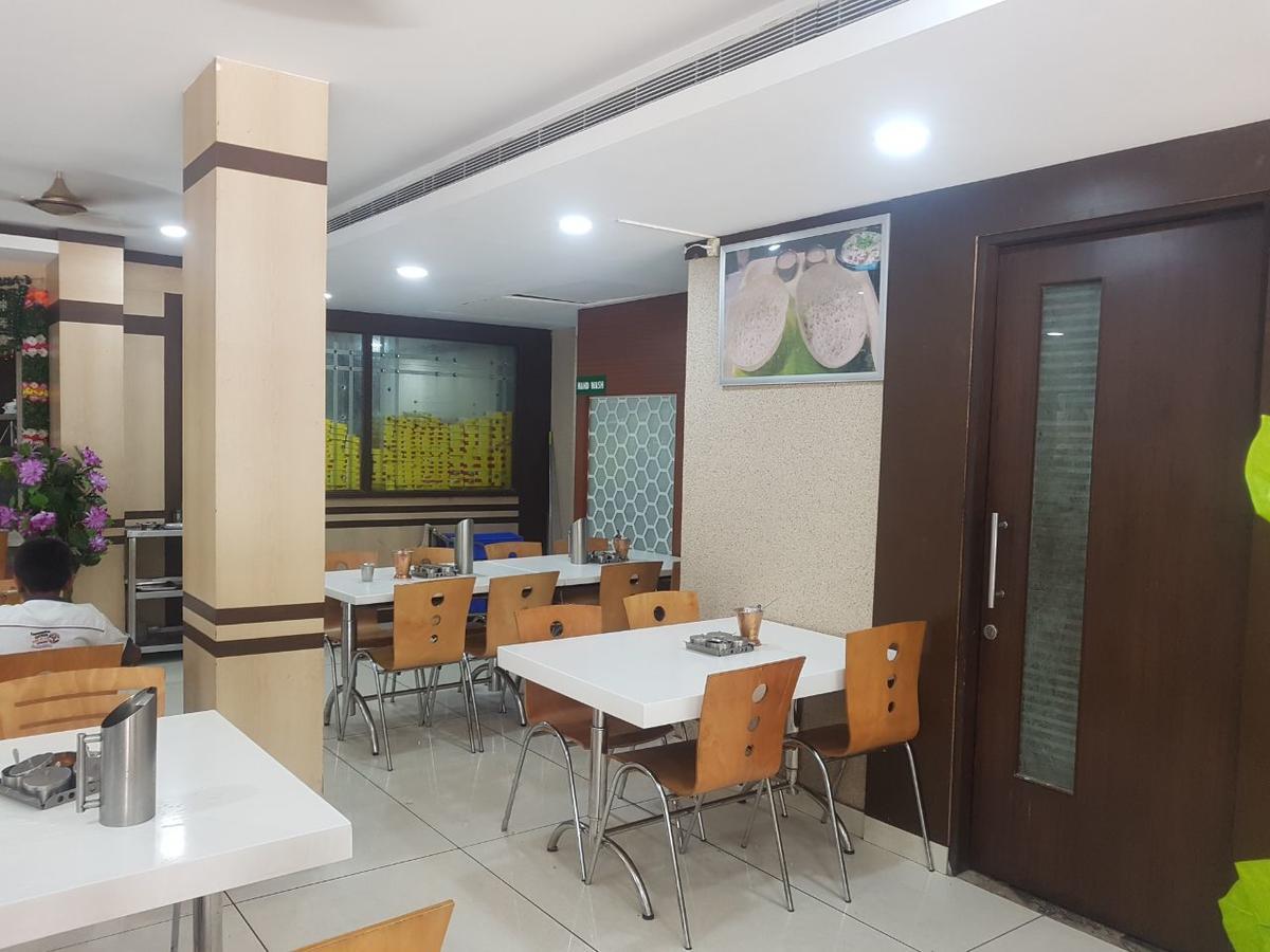 Hotel Tiruchendur Mani Iyer Palni Esterno foto