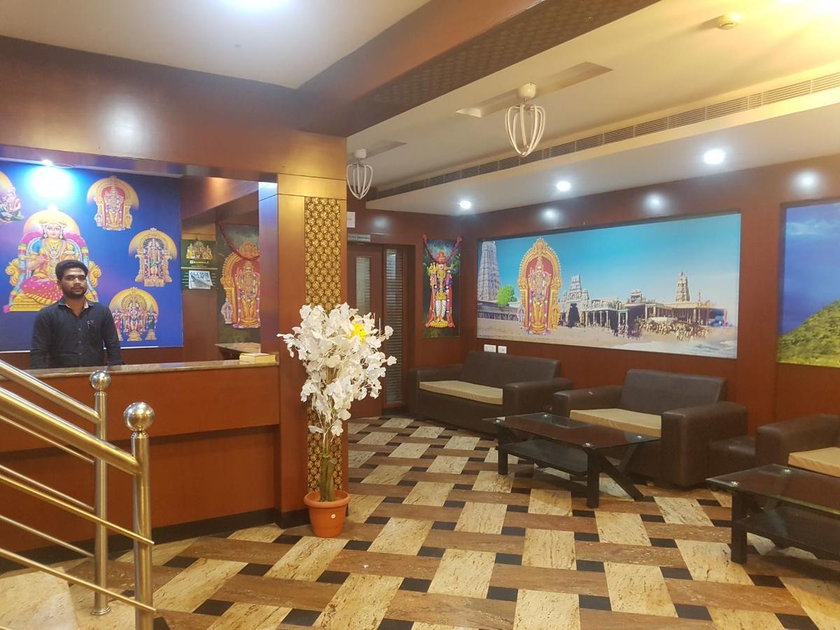 Hotel Tiruchendur Mani Iyer Palni Esterno foto