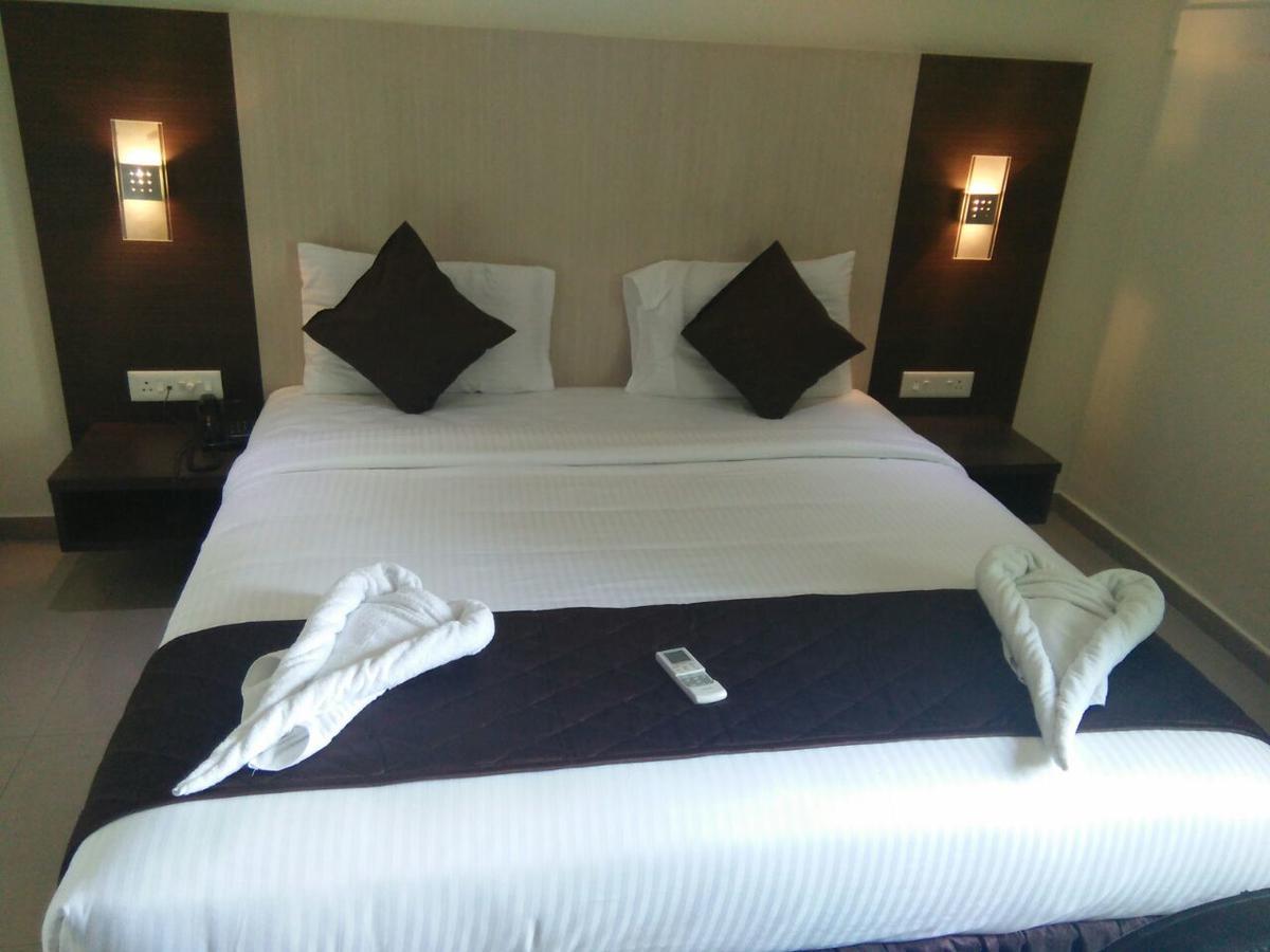 Hotel Tiruchendur Mani Iyer Palni Esterno foto