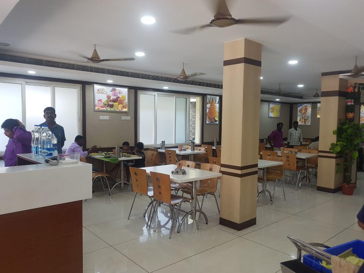 Hotel Tiruchendur Mani Iyer Palni Esterno foto