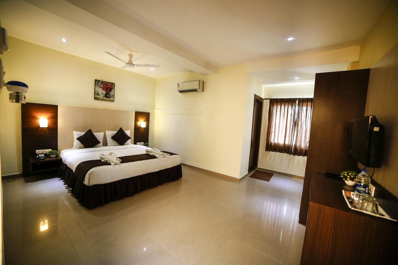 Hotel Tiruchendur Mani Iyer Palni Esterno foto