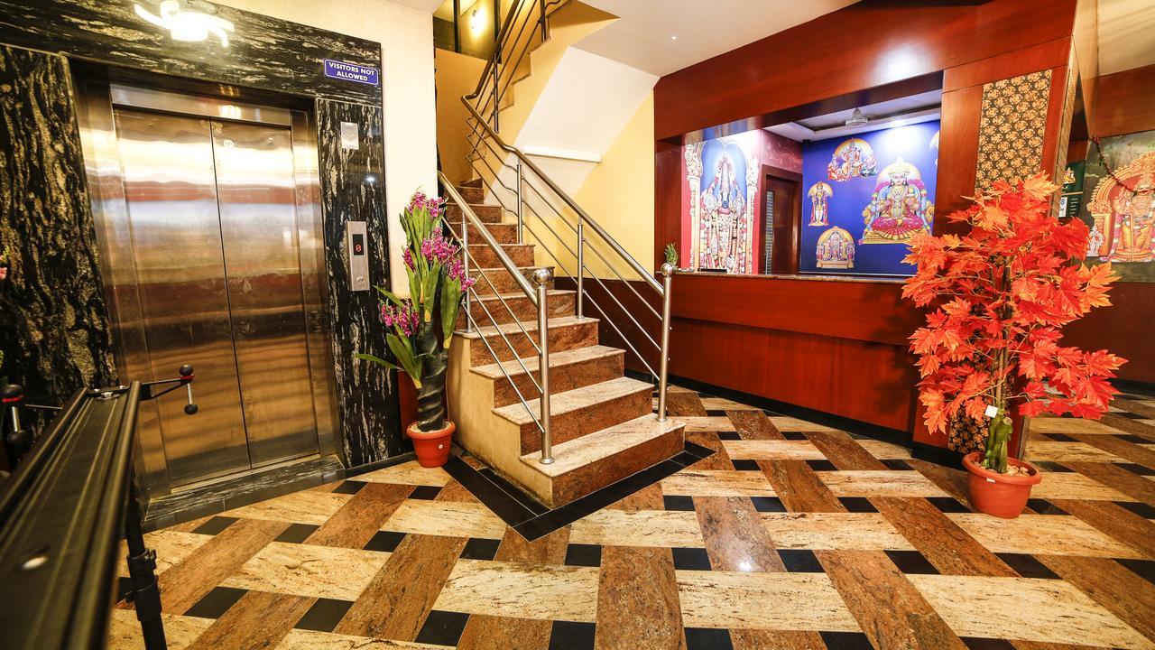 Hotel Tiruchendur Mani Iyer Palni Esterno foto