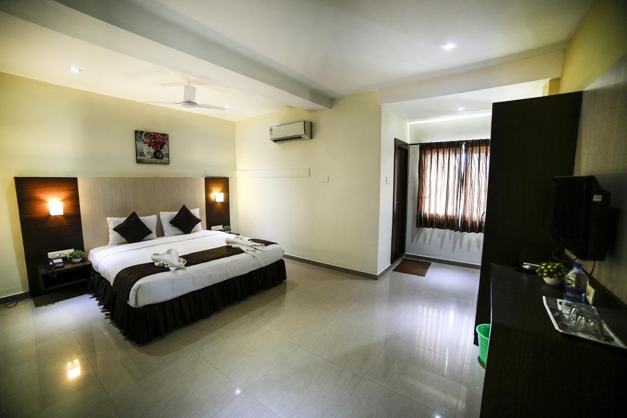 Hotel Tiruchendur Mani Iyer Palni Esterno foto