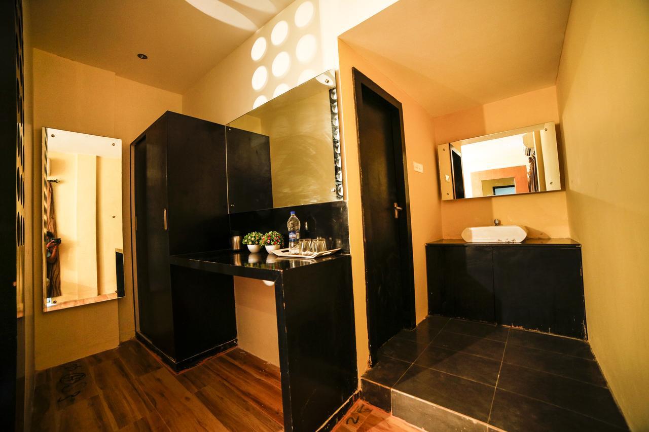 Hotel Tiruchendur Mani Iyer Palni Esterno foto