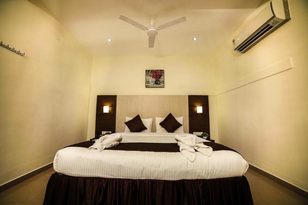 Hotel Tiruchendur Mani Iyer Palni Esterno foto